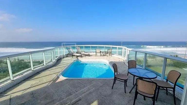 Furnished apartment with 3 bedrooms and water view — photo 3