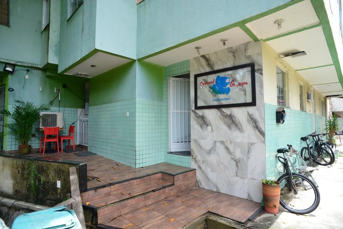 Furnished 2-bedroom apartment with a compact gas kitchen — photo 20