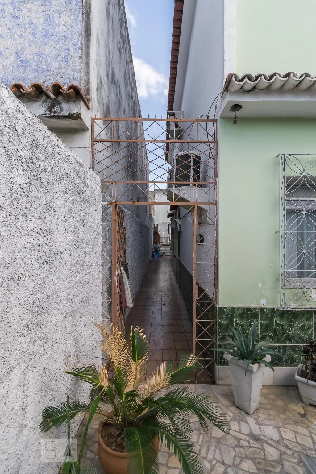 Casa para alugar com 6 quartos e 3 banheiros — photo 9