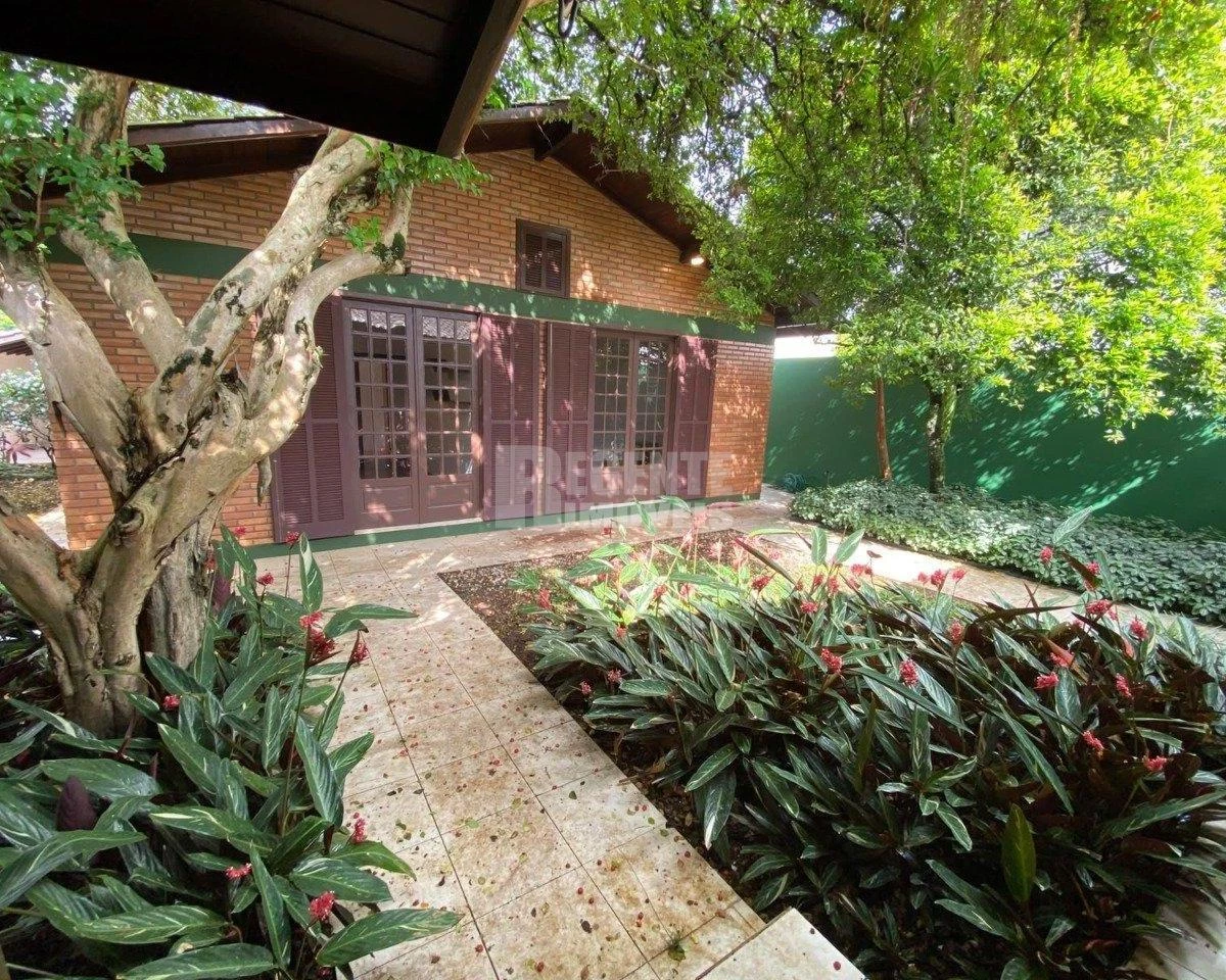 3-bedroom house with a home office in Florianópolis — photo 42