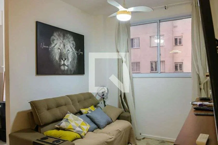 1-bedroom furnished apartment with built-in closets — photo 5