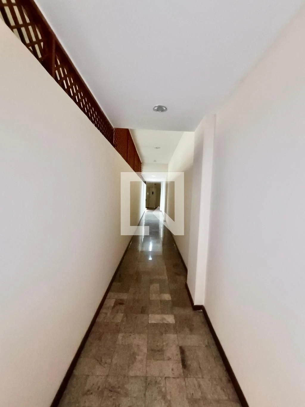 Furnished apartment with private yard and BBQ — photo 23