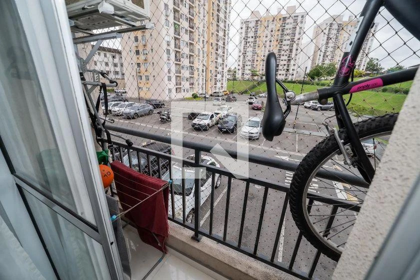 One-bedroom apartment with a washing machine — photo 2