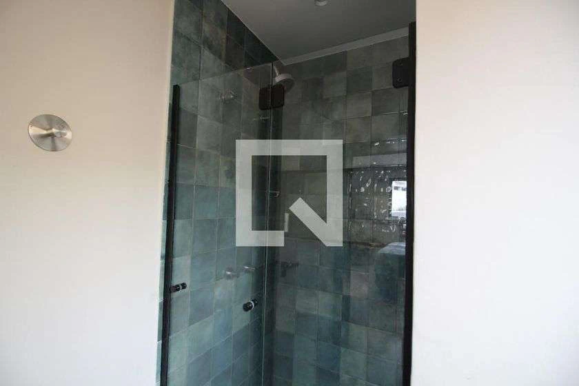 Rental penthouse with 4 bedrooms and terrace — photo 15