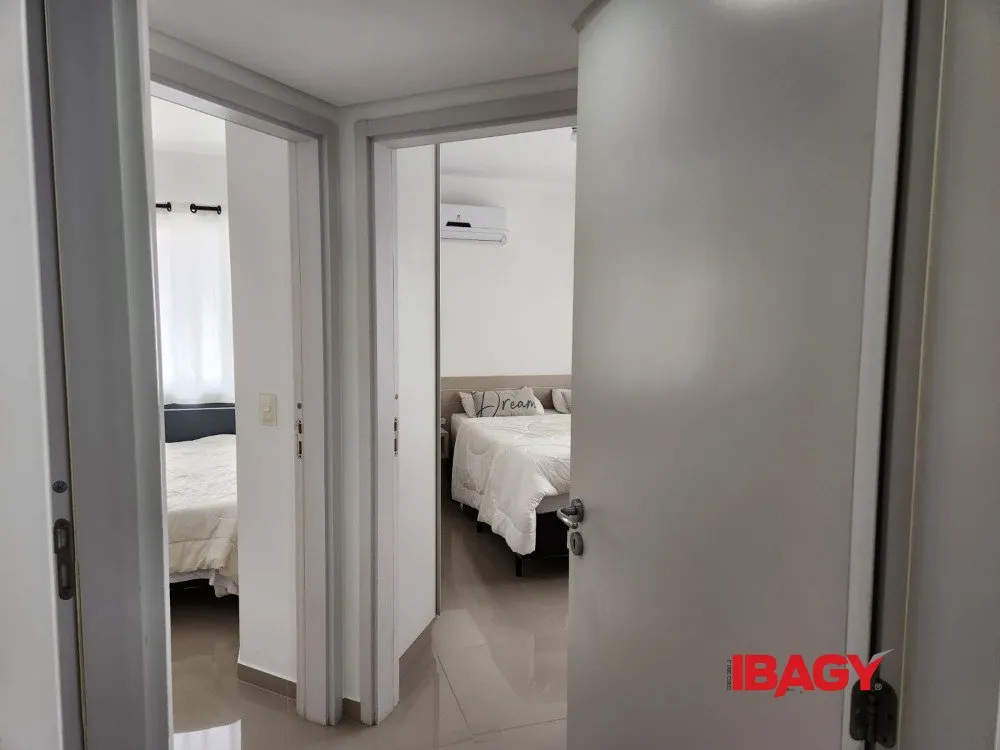 Apartamento amueblado de 2 dormitorios con 1 suite — photo 24