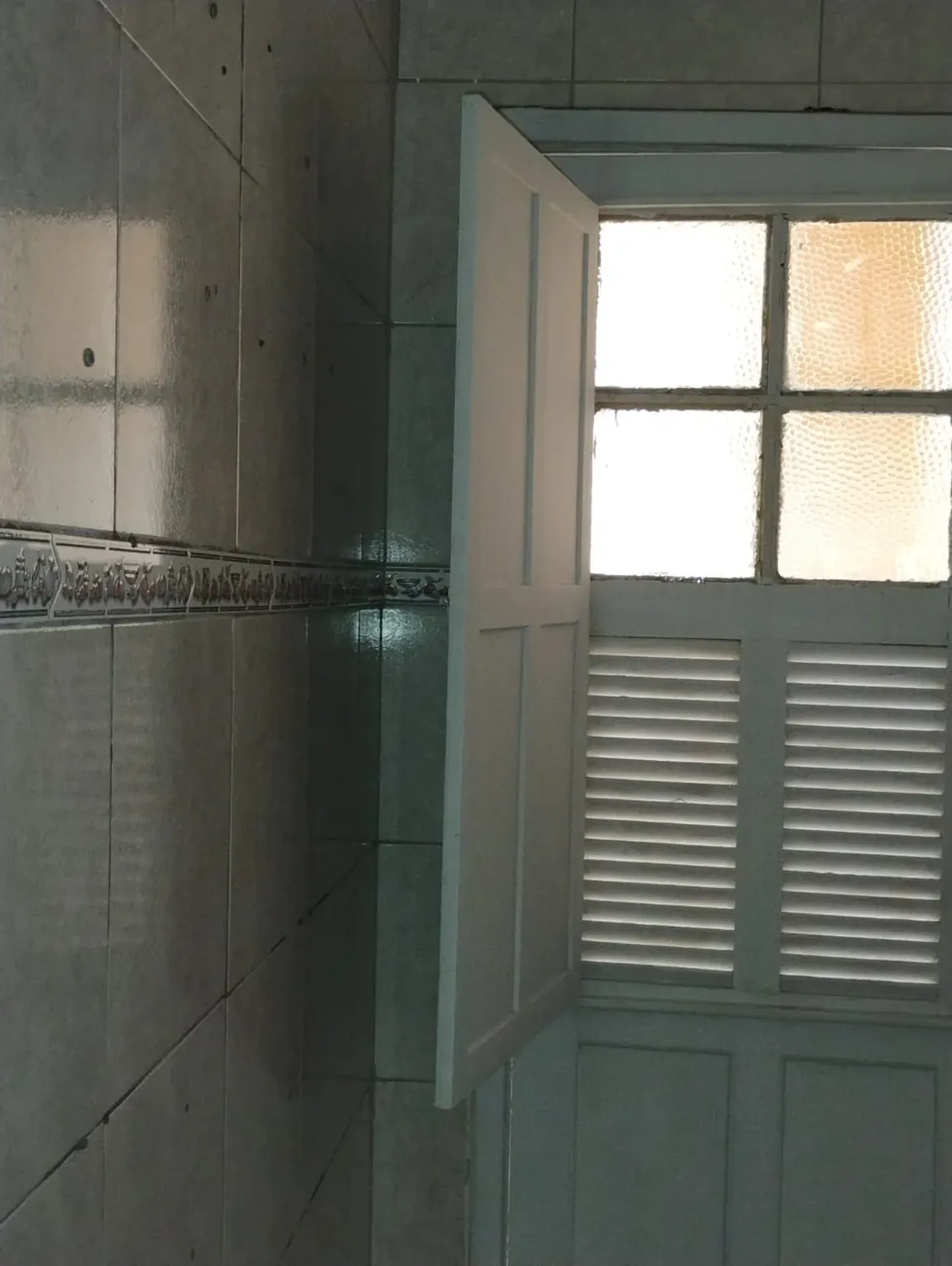 Unfurnished apartment with no parking, 50 m², 1 bed 1 bath — photo 3