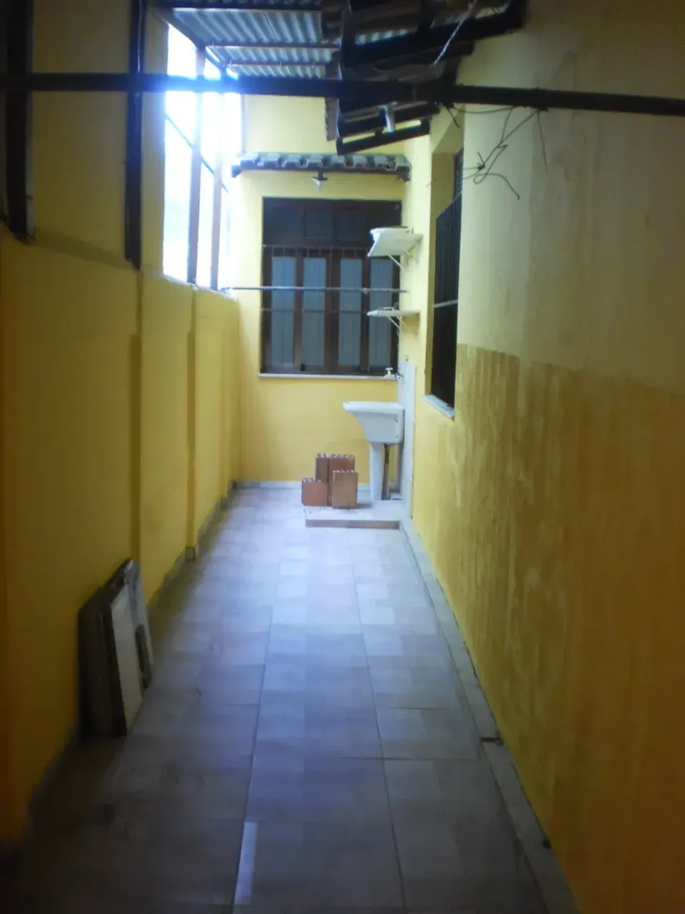 Casa sem mobília com 3 quartos e 2 banheiros — photo 9