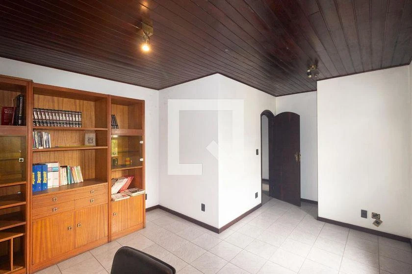 House, 626 m², with a home office — photo 23