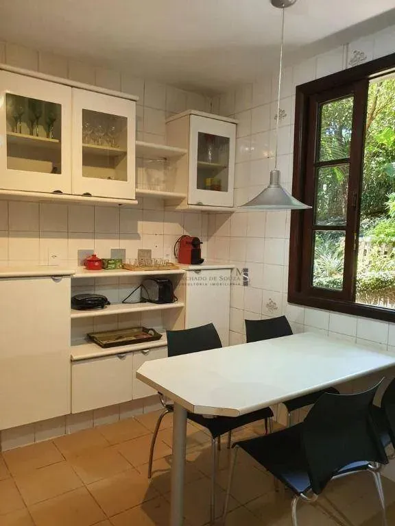 Casa com 5 quartos, 5 banheiros e 460 m² com área gourmet — photo 34