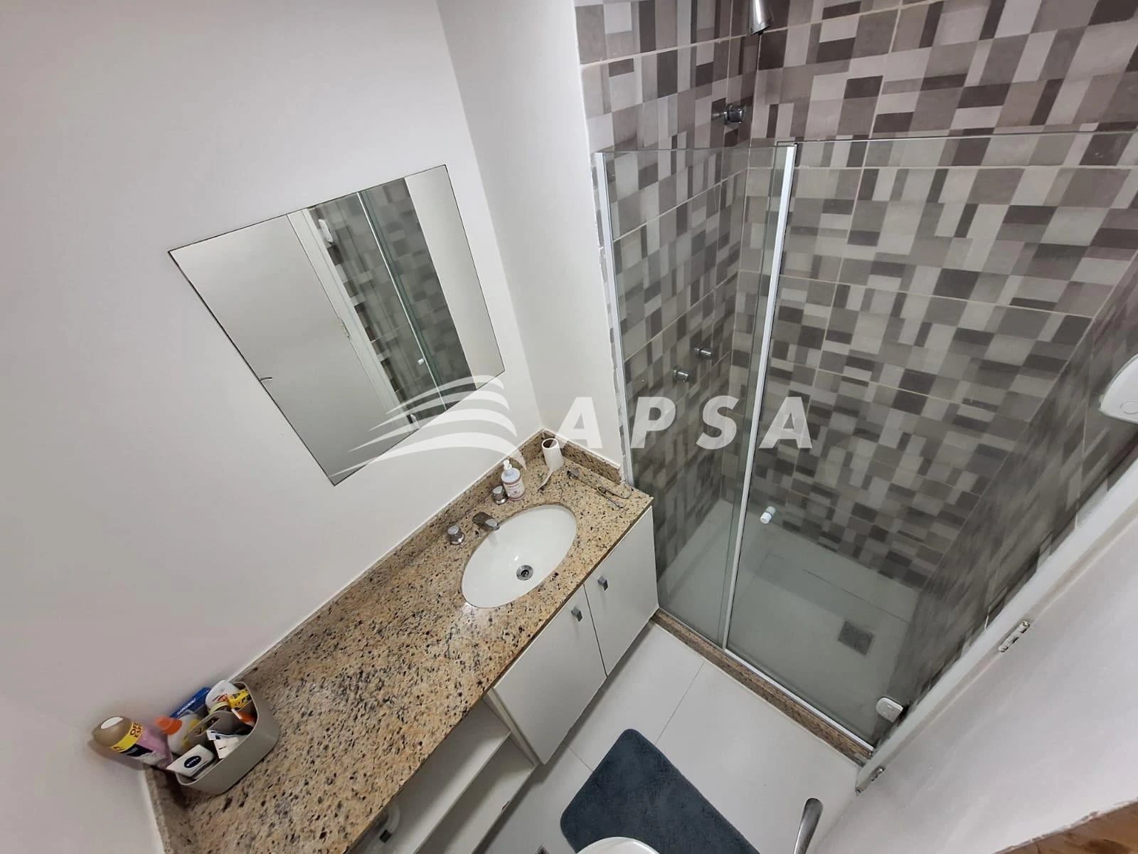 Washing machine in a 2-bedroom apartment, 64 m² — photo 28