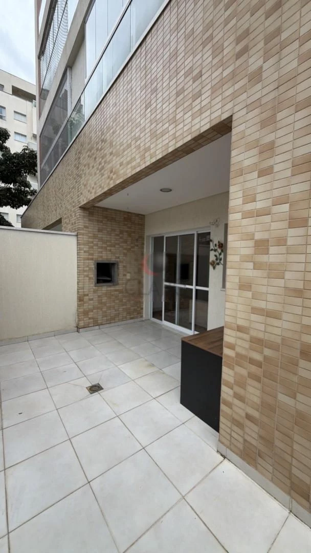 3-bedroom apartment with a home office — photo 9