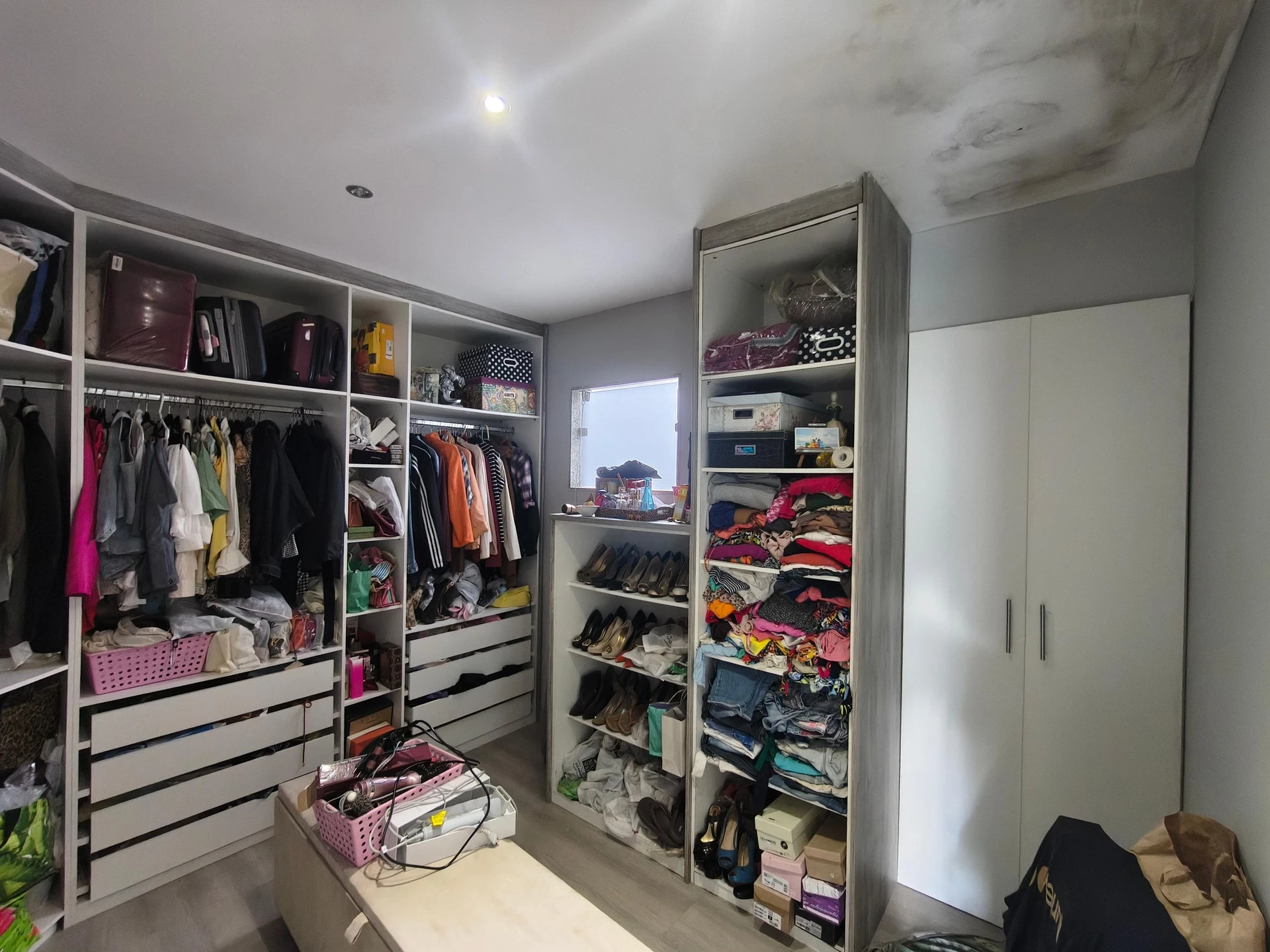 Furnished house, 220 m², with a bathtub — photo 25