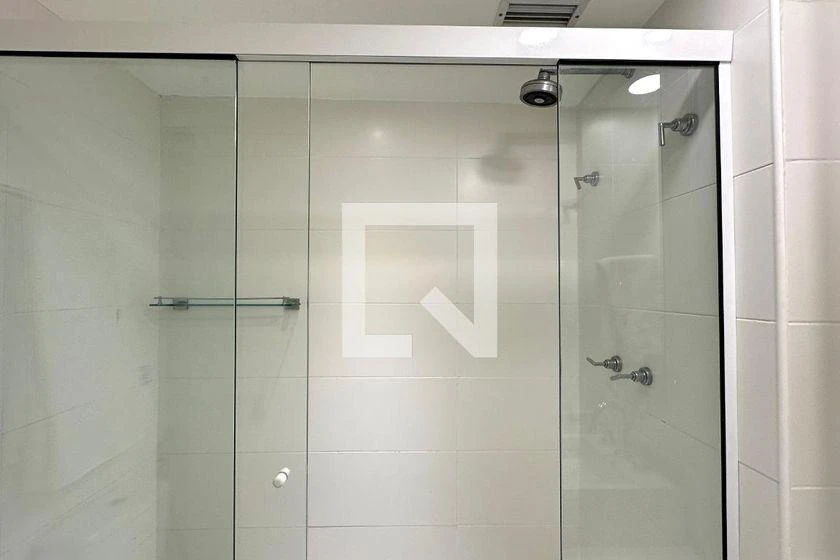Apartamento mobiliado de 2 quartos em condomínio com piscina — photo 43