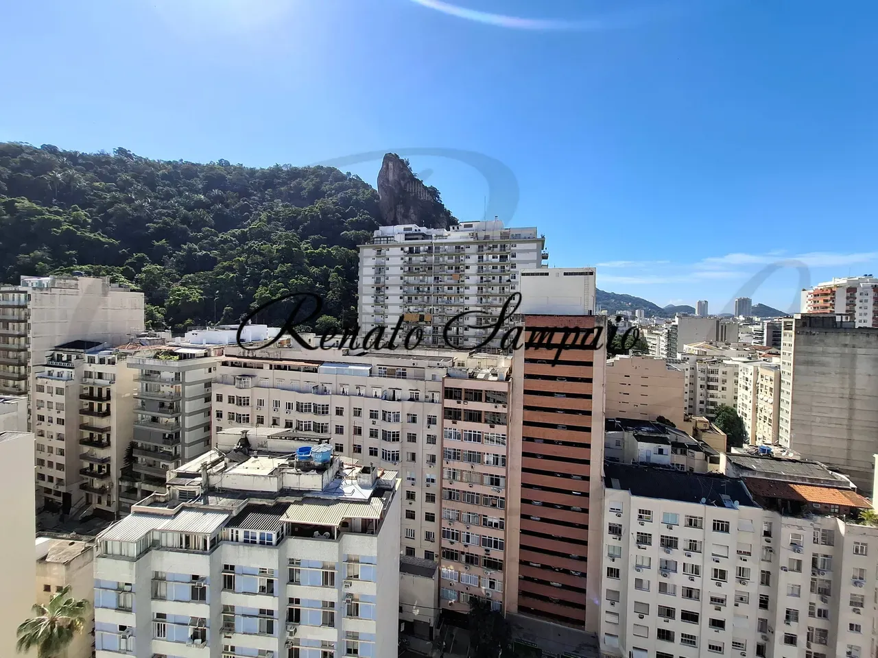 Apartamento para alugar com 94 m², 3 quartos e vista — photo 2