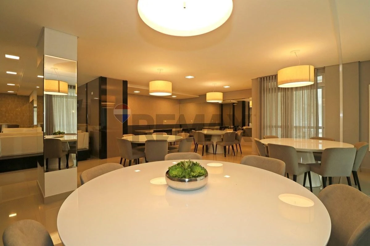 2-bedroom apartment with balcony and 2 parking spaces — photo 34