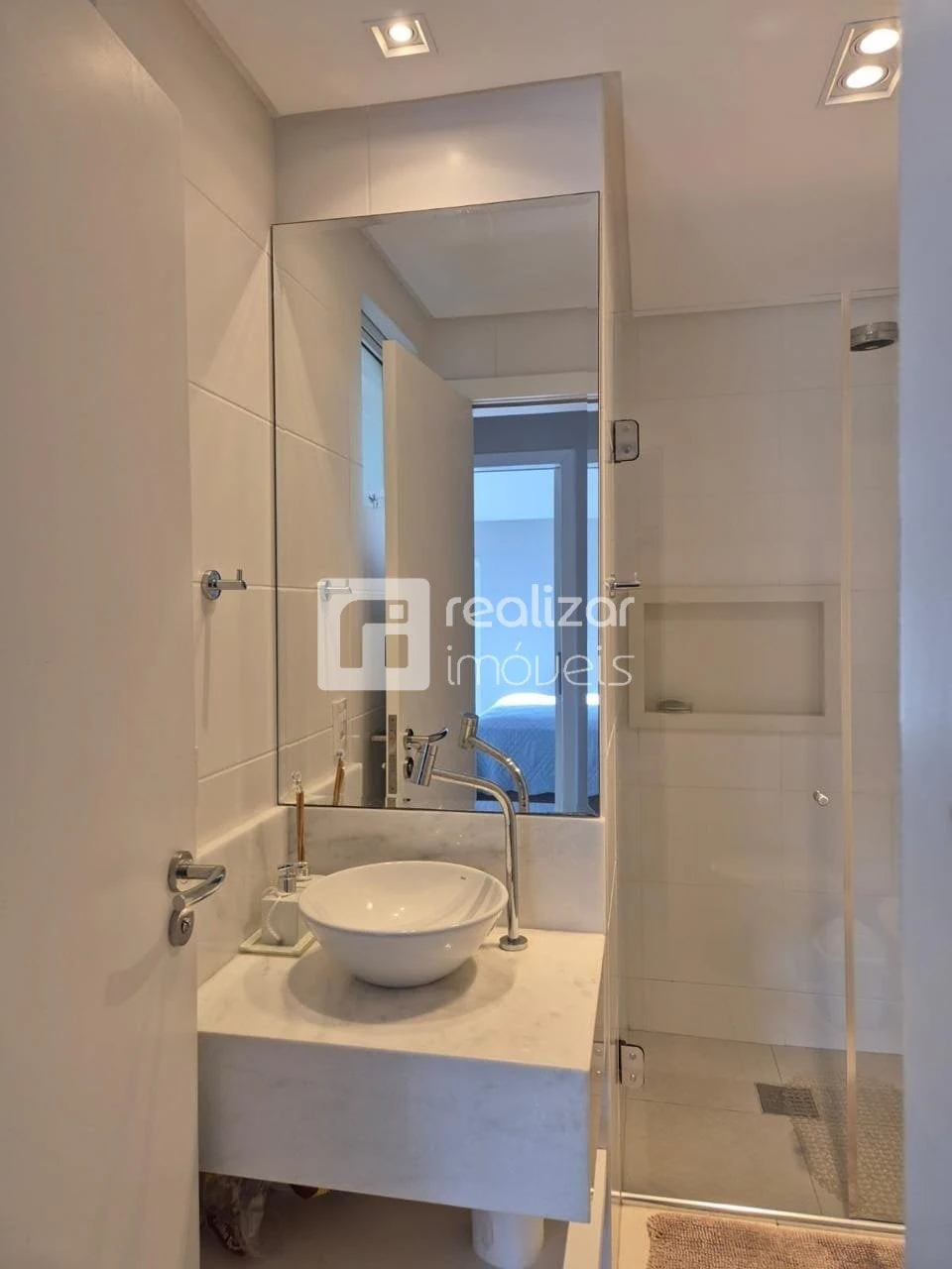 Private pool in a 4-bedroom apartment, 168 m² — photo 23