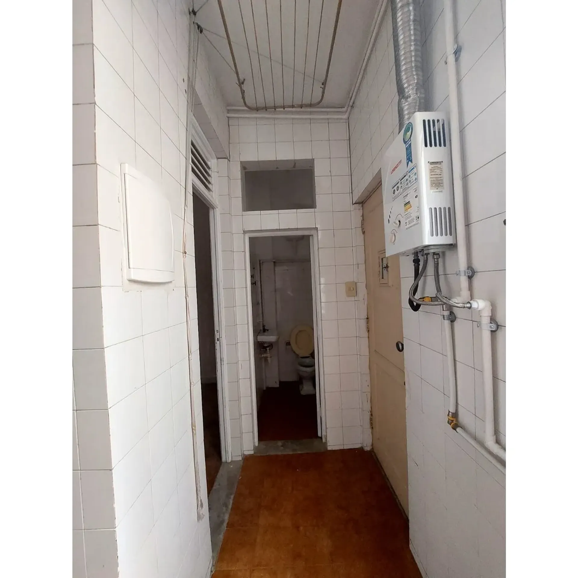 Home office in a 3-bedroom apartment, 132 m² — photo 38