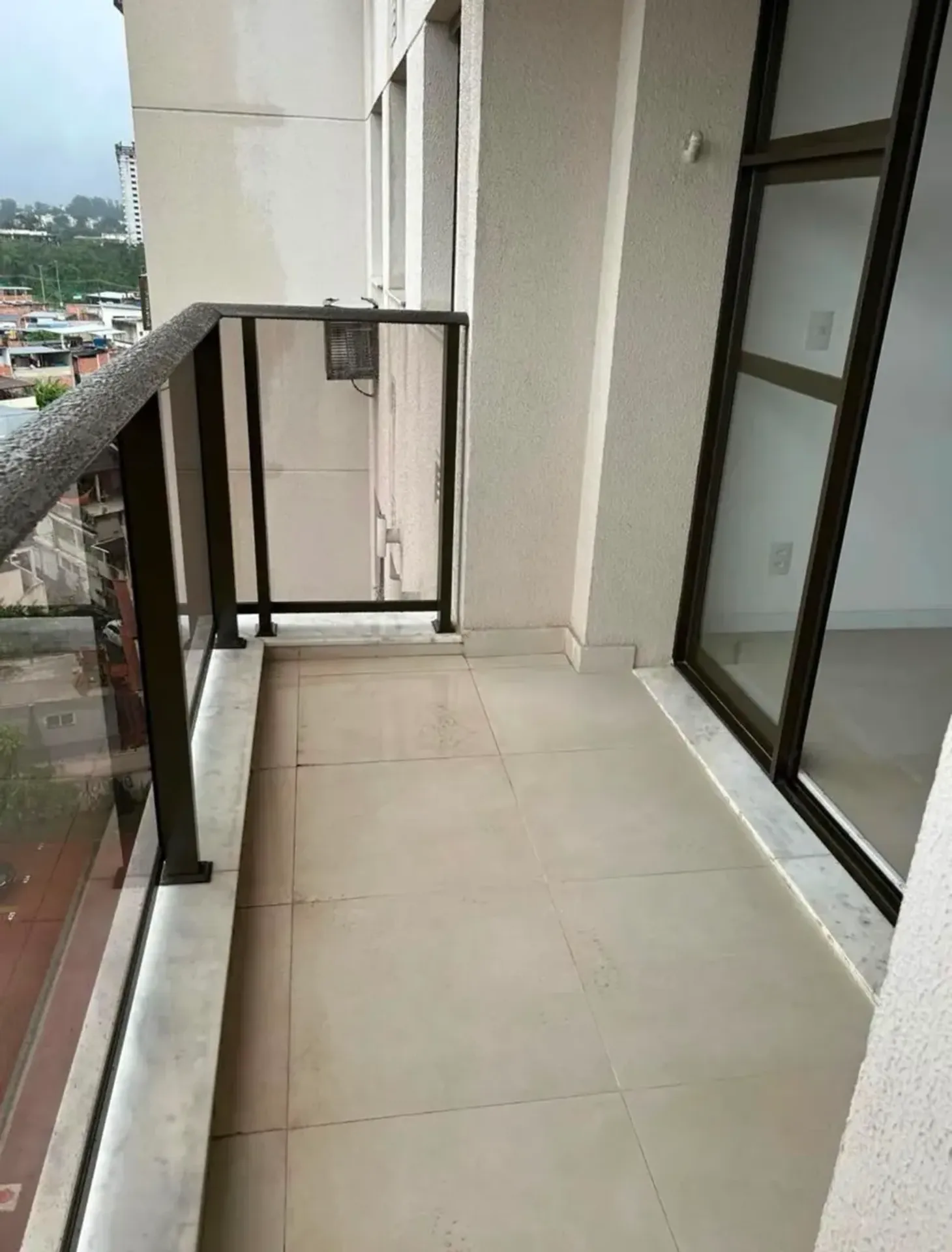 2-bedroom apartment in a building with a sauna — photo 10