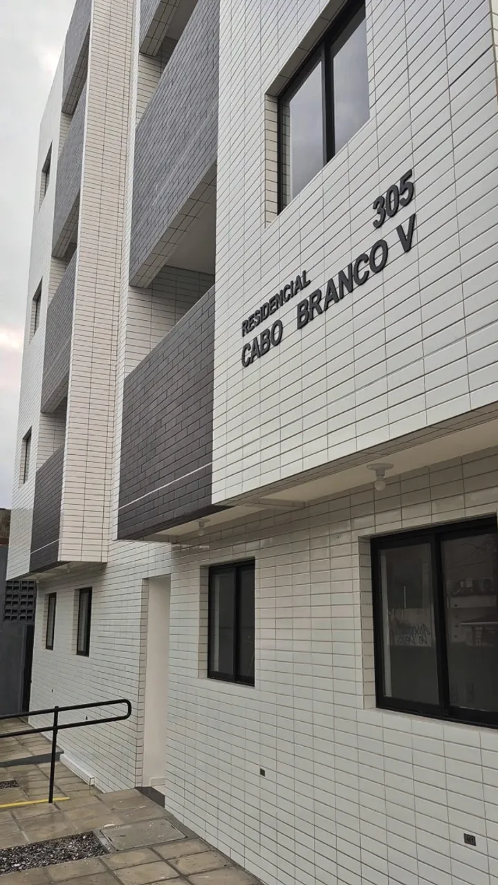 60 m² apartment with 2 bedrooms and 1 parking spot — photo 11