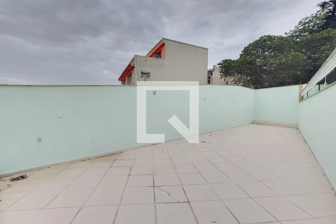 460 m² house with a water view and a private pool — photo 27