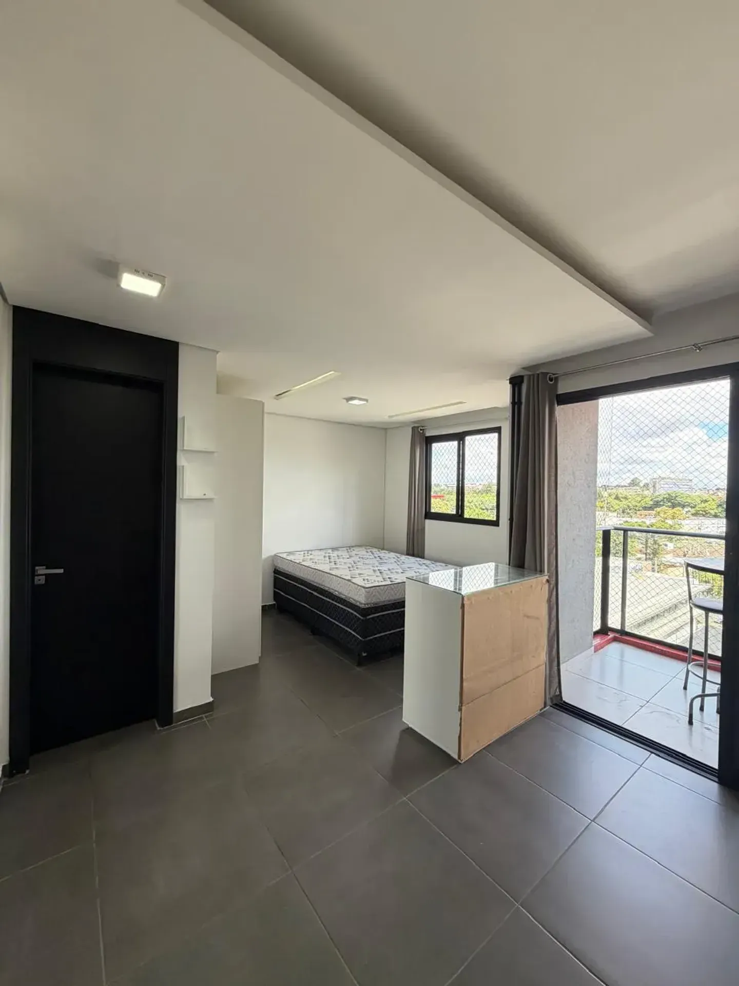 Furnished 1-bedroom apartment with balcony and barbecue — photo 3