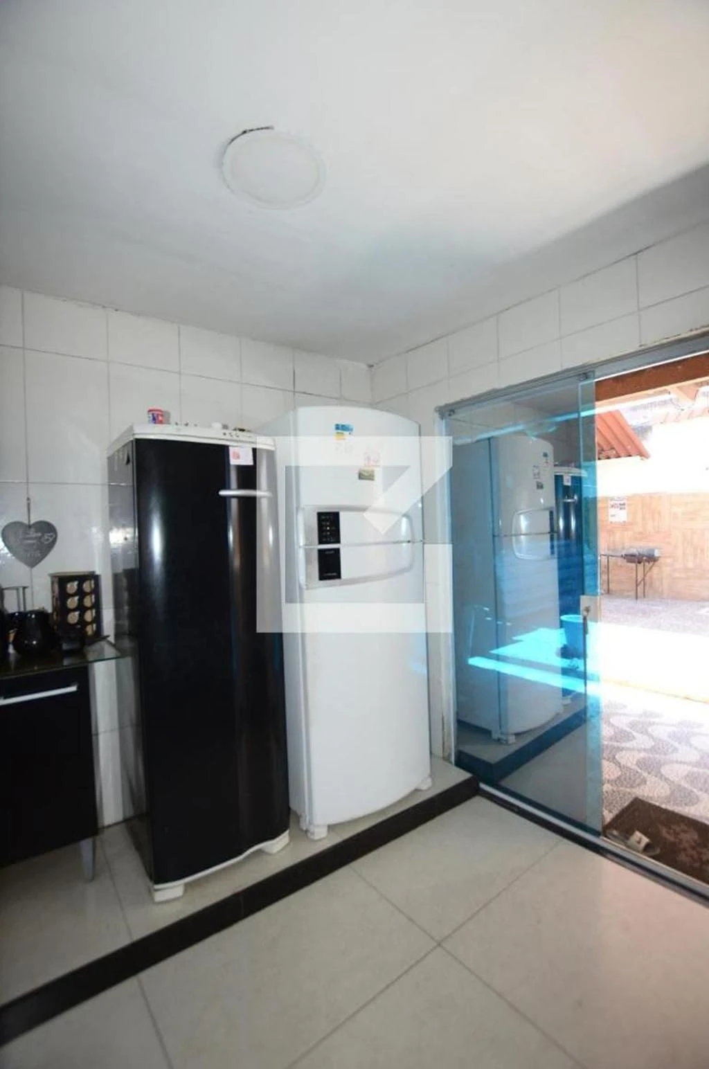 Furnished apartment, 260 m², with a grill on the balcony — photo 18