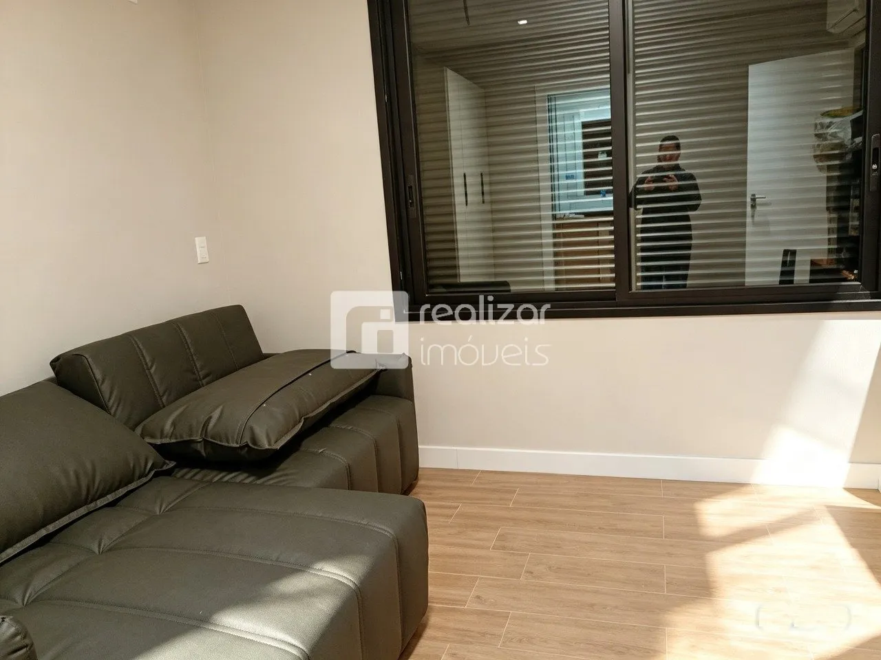 Dishwasher in a 3-bedroom house, 296 m² — photo 25