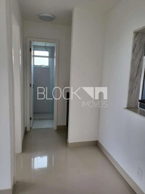 1-bedroom rental apartment with balcony and 48 m² — photo 11