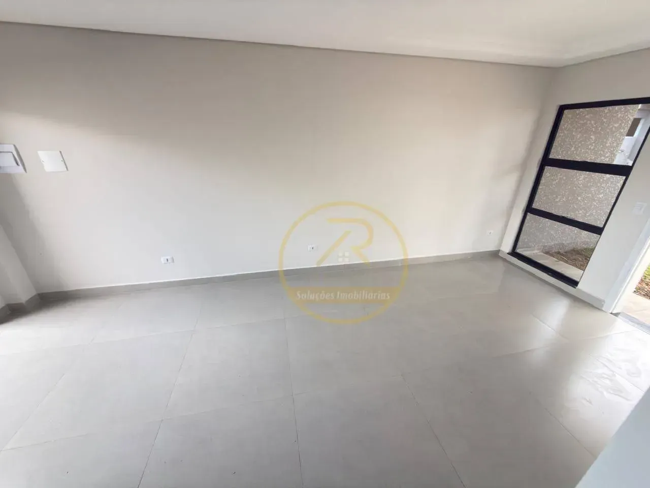 House 100 m² with 3 bedrooms and 2 parking spots — photo 30