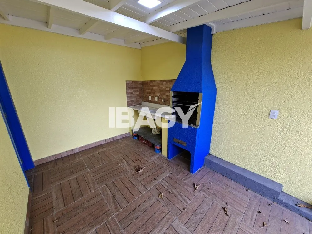House with 3 bedrooms and open-plan gas kitchen — photo 7