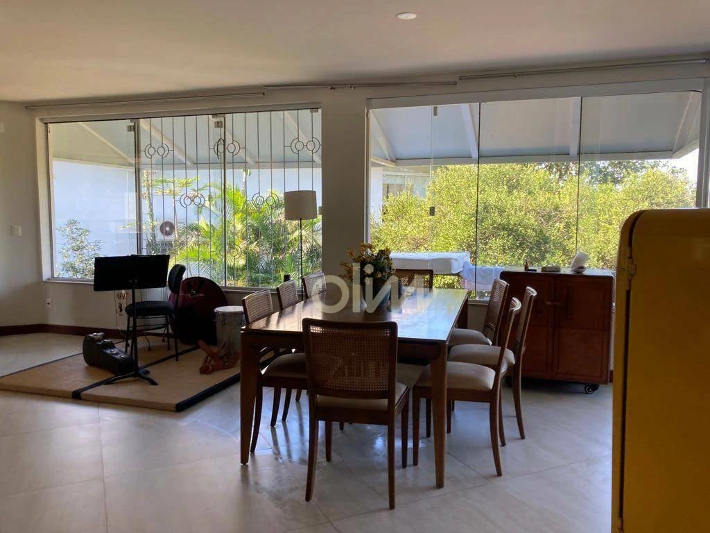 Casa con 3 dormitorios y 500 m², jardín privado — photo 5