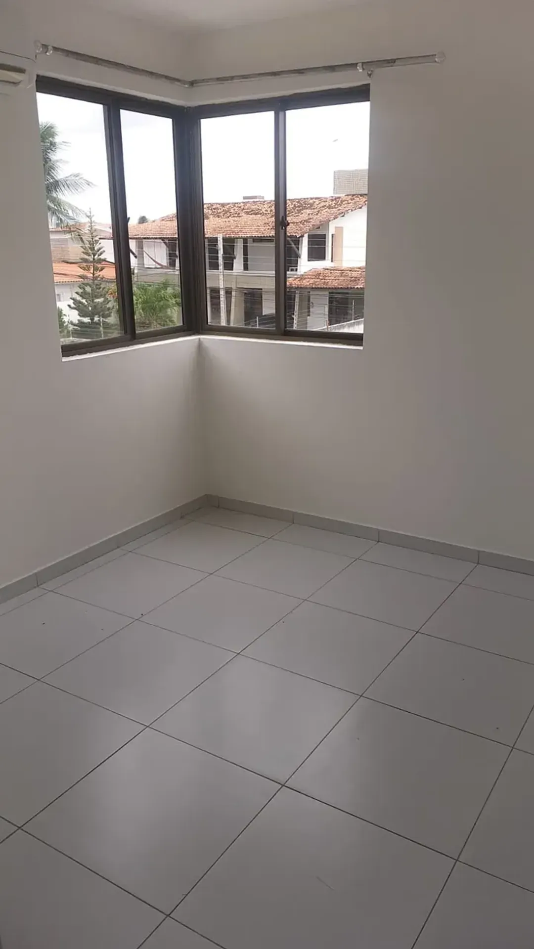 2-bedroom apartment, 1 with its own bathroom, 54 m² — photo 4