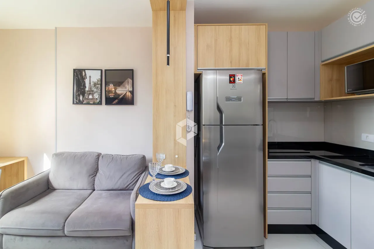 1-bedroom apartment with an open-plan kitchen — photo 3