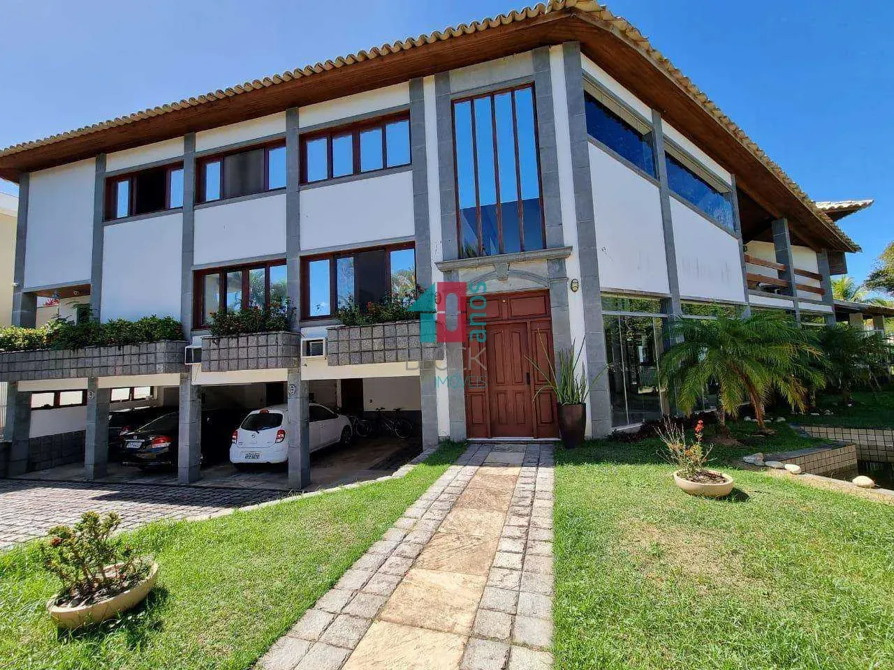 Unfurnished house with 5 bedrooms and 5 bathrooms — photo 13