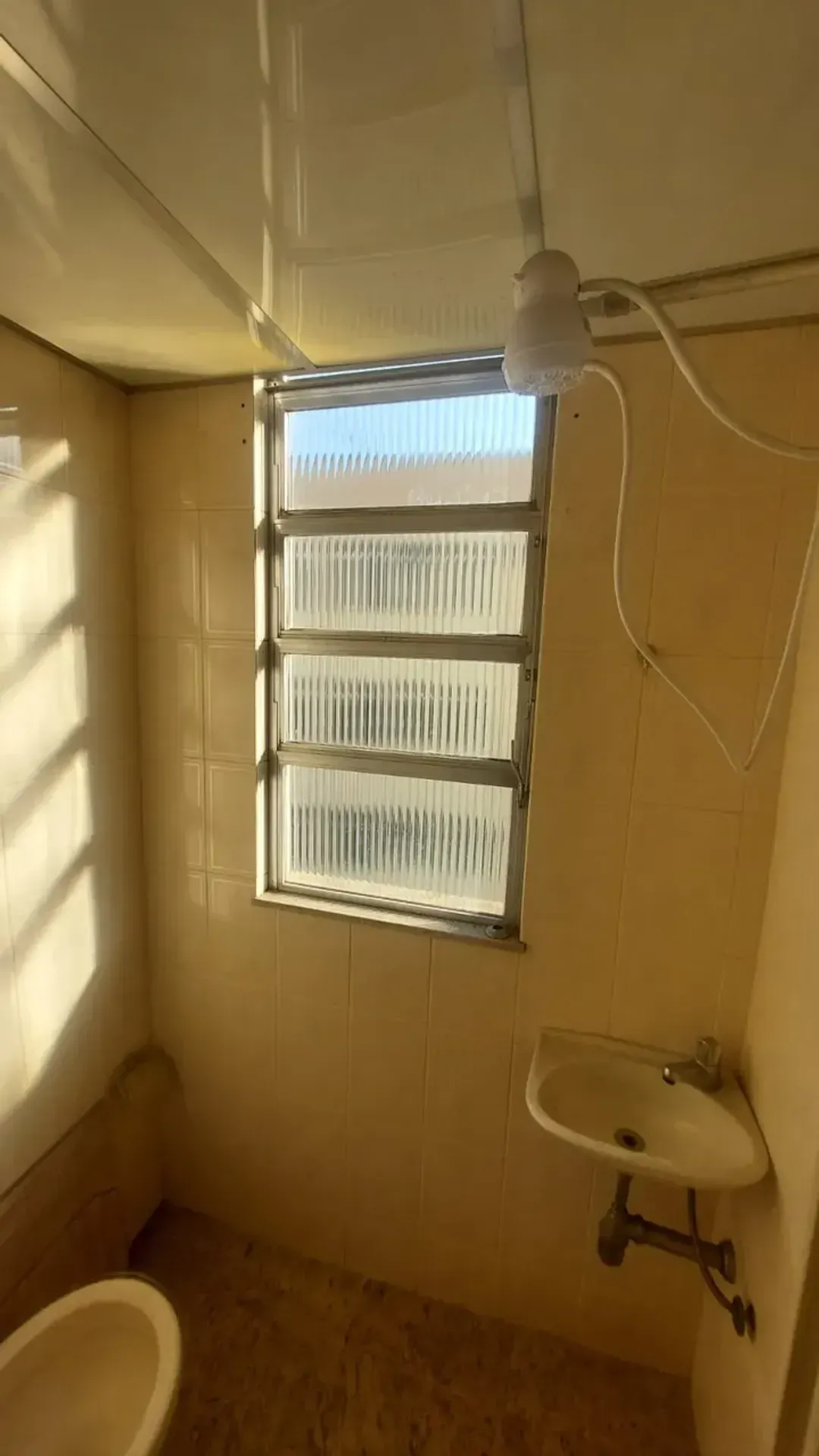 Unfurnished 2-bedroom apartment with 70 m² — photo 25