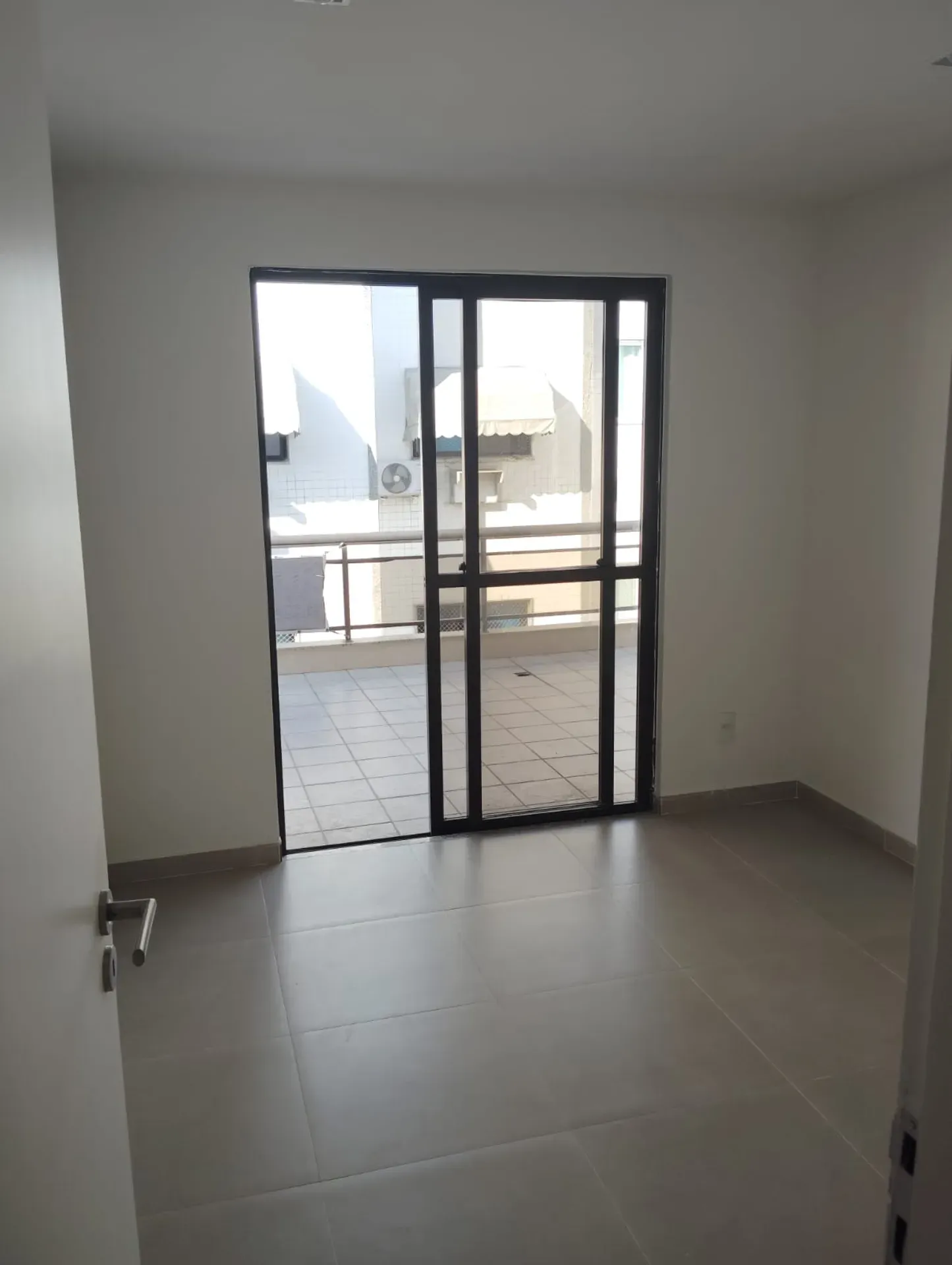 Apartment, 206 m², with a grill on the balcony — photo 5