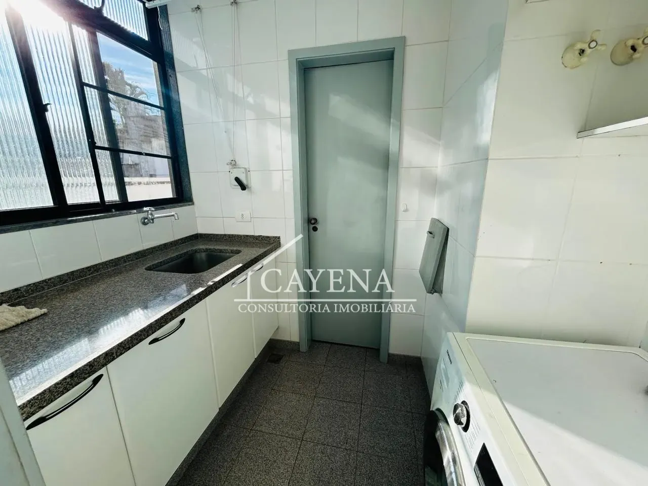 Apartment with 247 m², 3 bedrooms and 4 bathrooms — photo 43