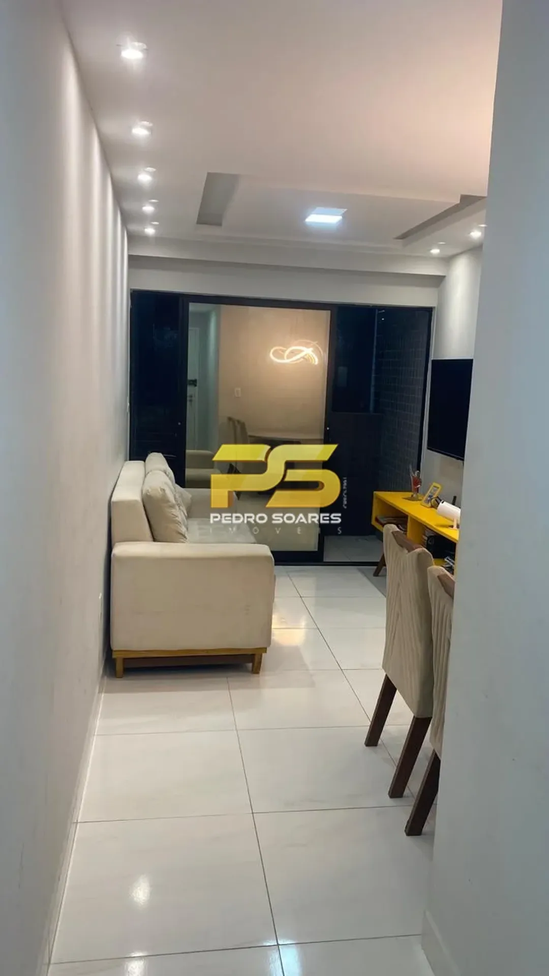 Furnished 20 m² apartment with 2 parking spaces
