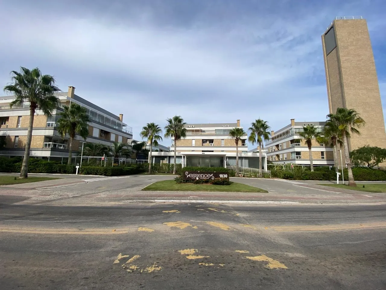 Apartamento amueblado de 2 dormitorios con terraza y parrilla — photo 33