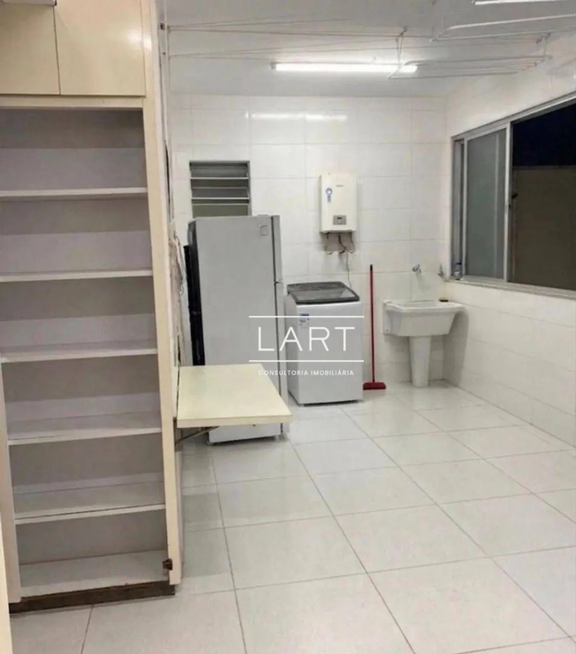 Apartamento mobiliado com 4 quartos e 4 banheiros — photo 19