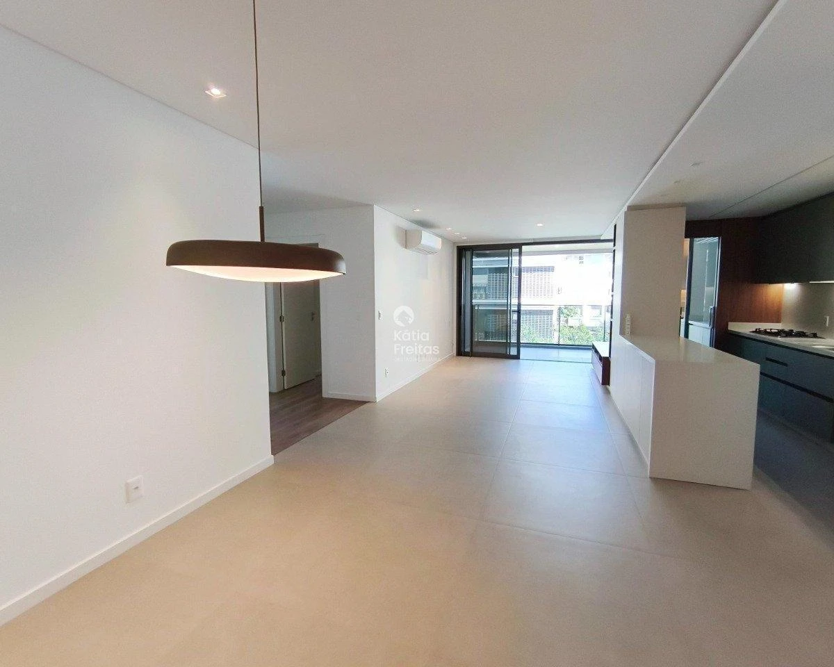 132 m² unfurnished apartment with 3 en-suites — photo 11