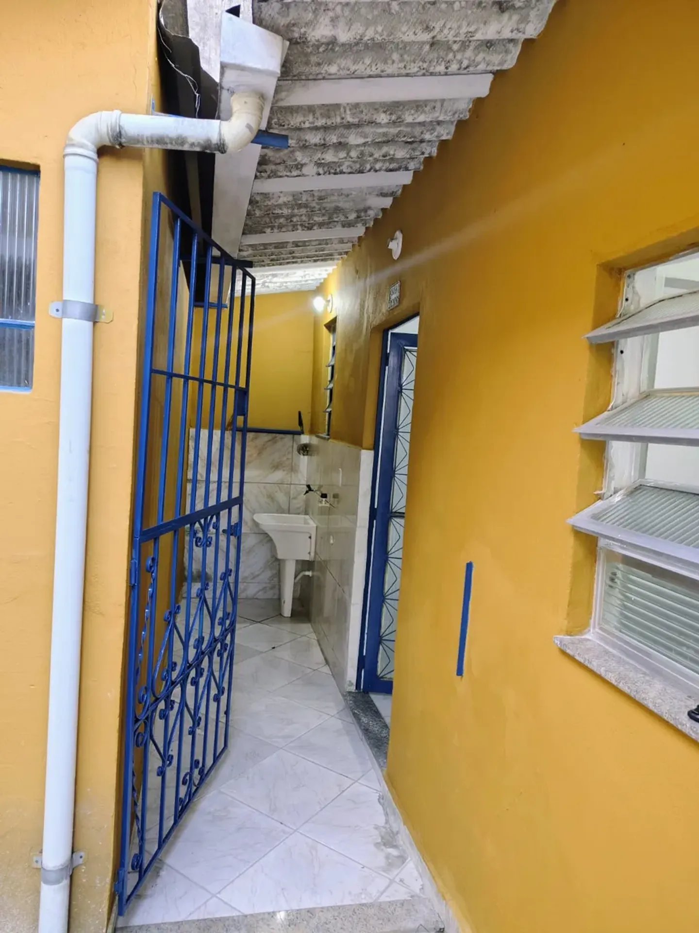 One-bedroom house with a washing machine in Rio de Janeiro — photo 7