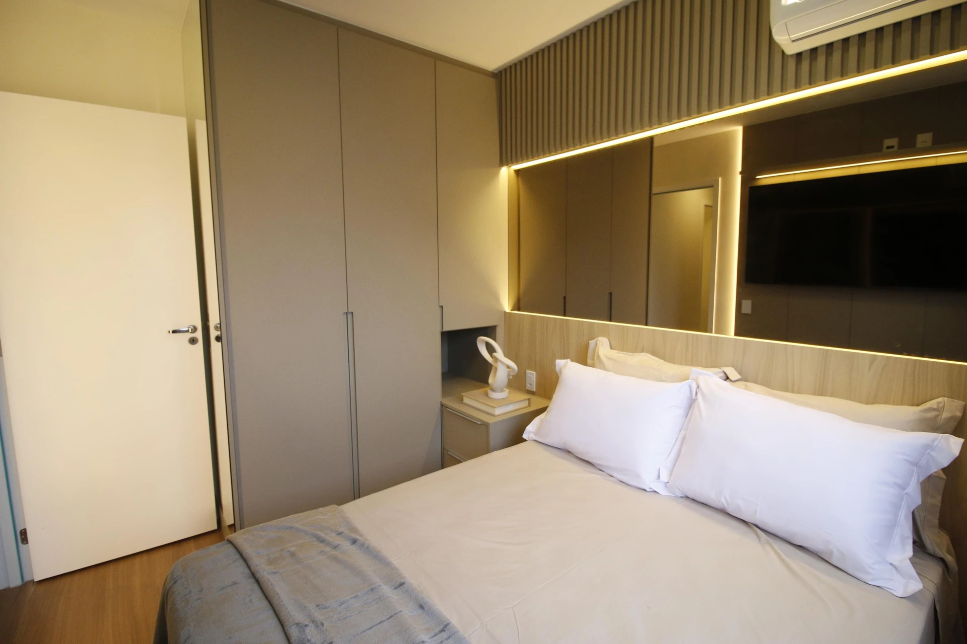 Washing machine in a 2-bedroom apartment, 41 m² — photo 15
