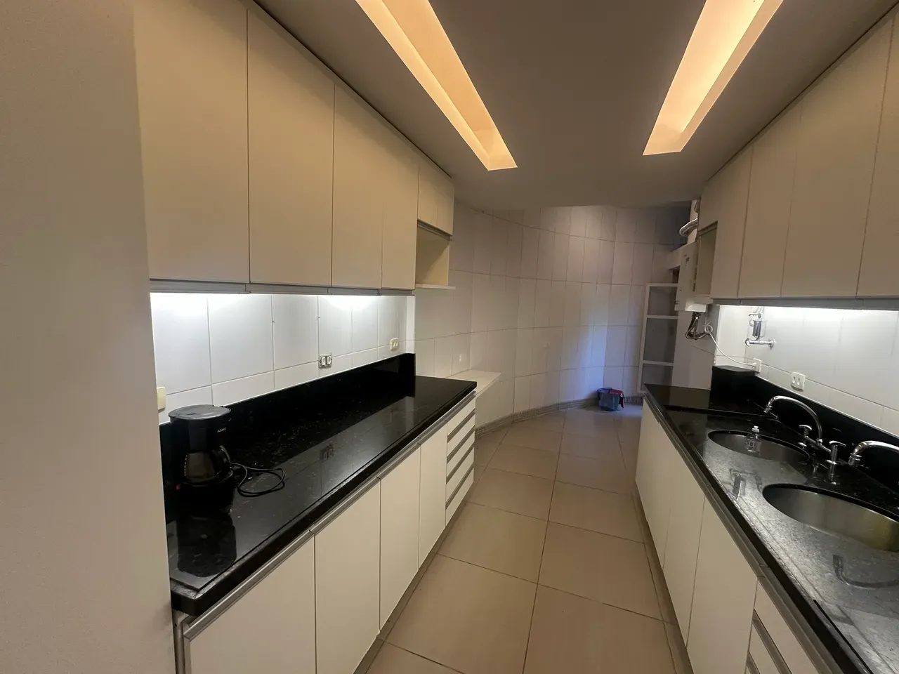 Квартира 233 м² з пральною машиною та видом на гори — photo 10