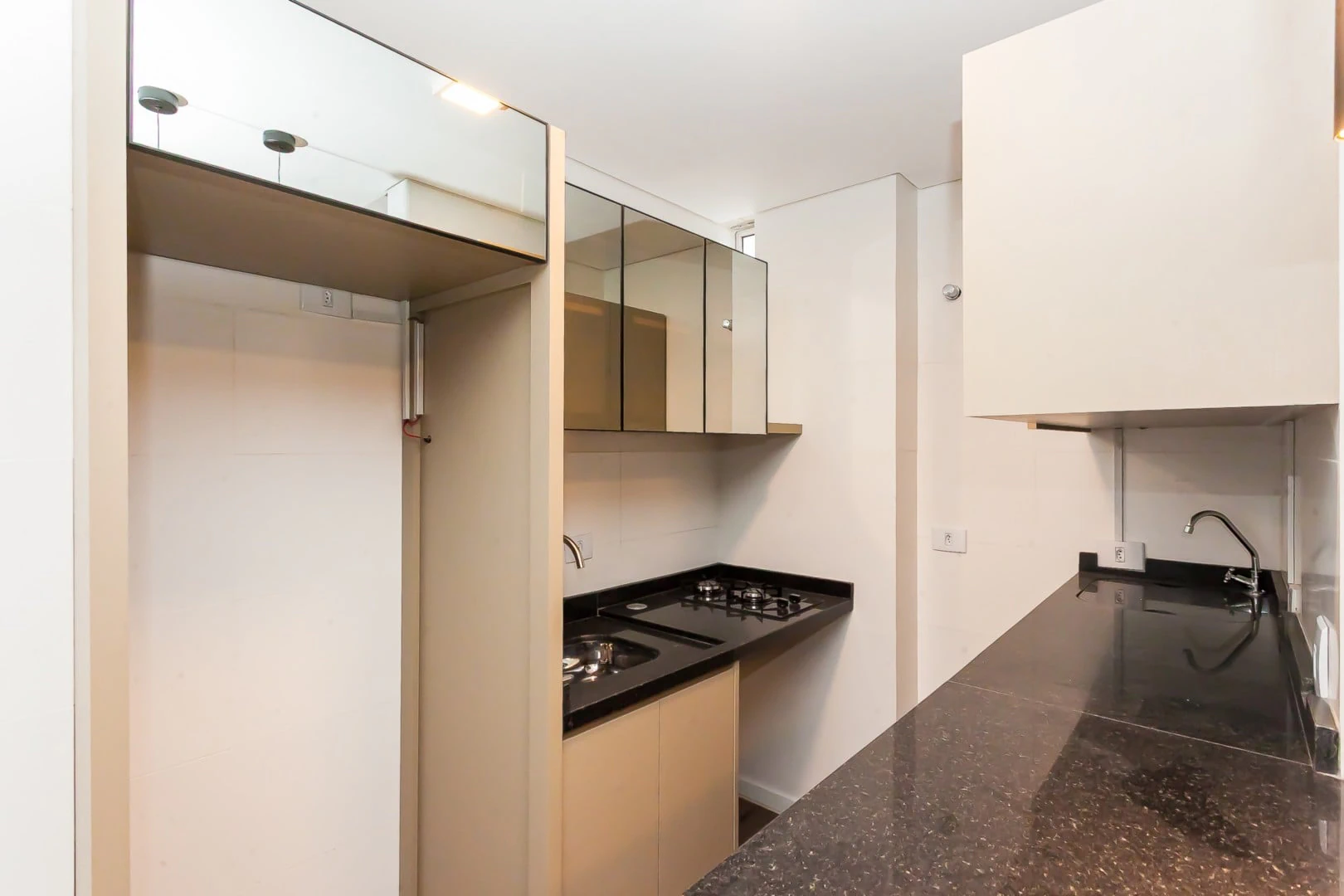 Apartamento de 1 quarto com máquina de lavar, Rebouças — photo 21