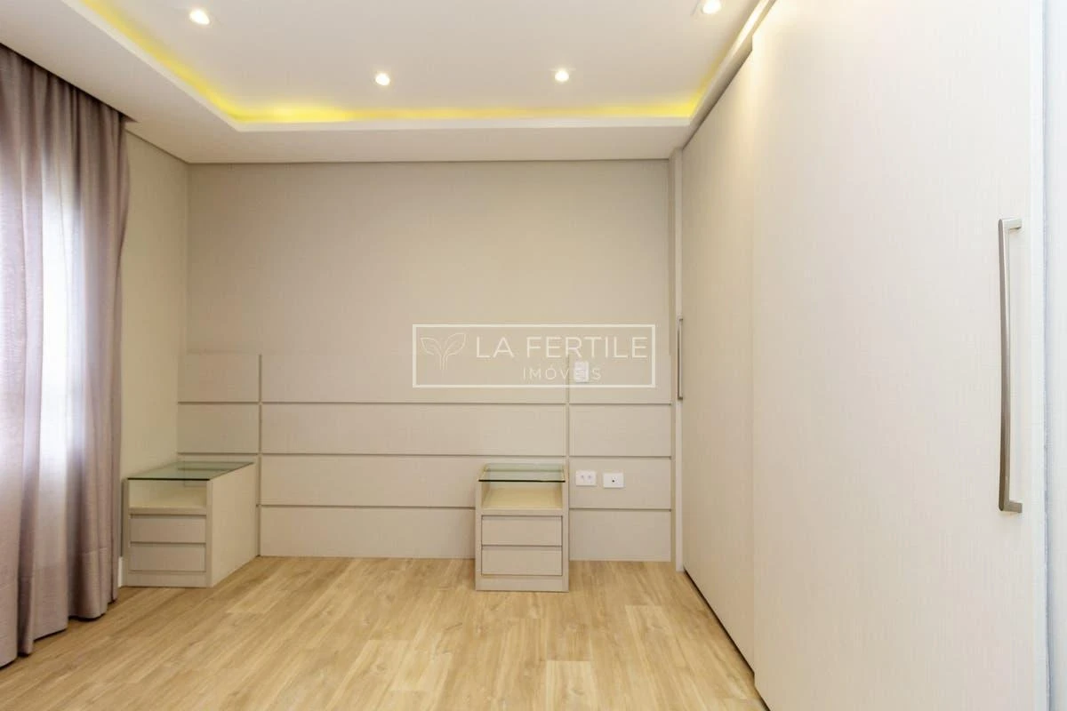 Apartment, 158 m², with a walk-in closet — photo 38