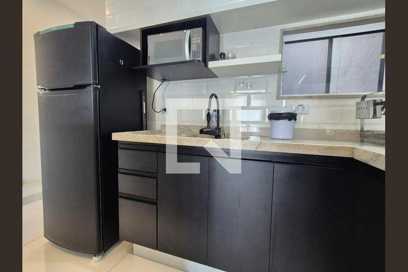 Furnished 45 m² studio with 1 bedroom and balcony — photo 27