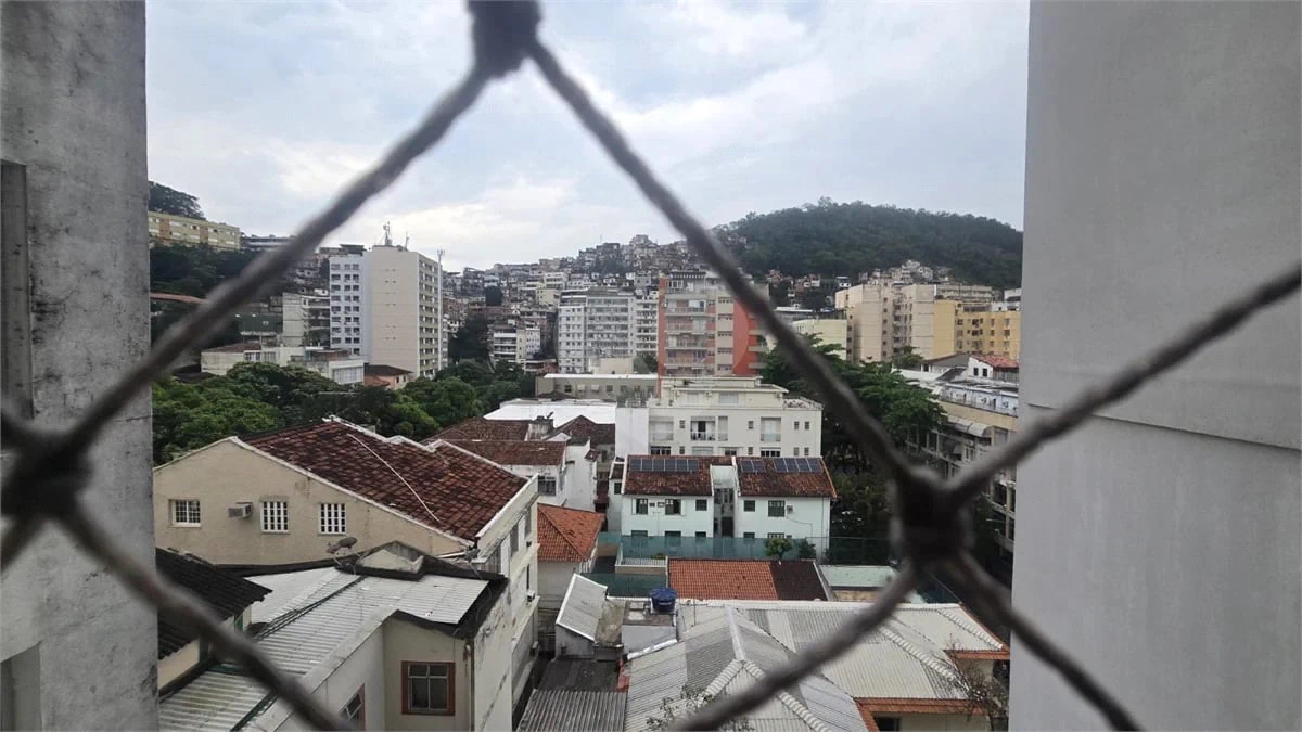 58 m² apartment with a home office and a mountain view — photo 10