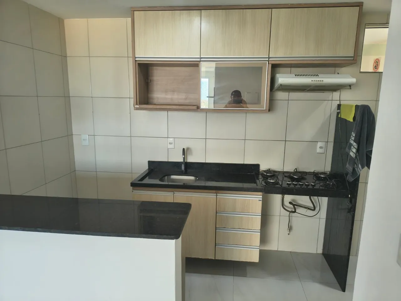2-bedroom apartment in a building with a gym — photo 3