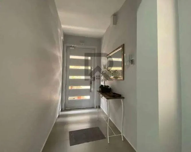 3-bedroom apartment with an en-suite suite — photo 4